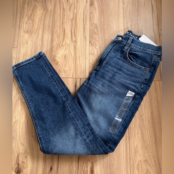 American Eagle 90’s Skinny Jean - Picture 5 of 6